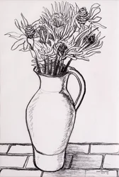 Brauner Krug mit getrockneten Blumen