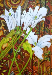 Lilien vor einem gemusterten Stoff