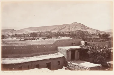 Dorf Bemaru und Verteidigungen vom einheimischen Basis-Krankenhaus, 1879