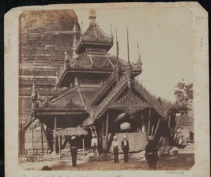 Nordostansicht der Großen Pagode in Prome (Pyay)
