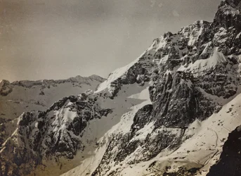 Album "Meine Weltkriegs-Erinnerungen Südwestfront (Kärnten, Italien, Südtirol) 31/03/1915-12/11/1918 - Josef Zohles Wien": die Alpen (s/w Foto)