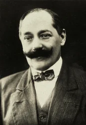 Porträt von Romain Coolus