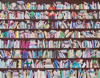 Verspielte Bücherregalmuster