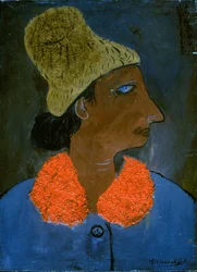 Frau mit orangem Kragen