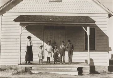 Fünf Schüler an der Schule Nr. 6, Bezirk 3, Fort Michigan, Colorado