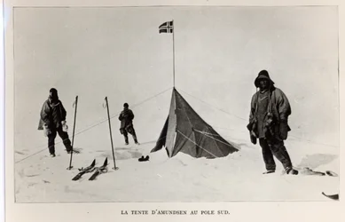 Zelt am Südpol, hinterlassen von Roald Amundsen (1872-1928) im Jahr 1911, 1912