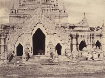 Amerapoora: Osttor der Maha-thugea-yan-tee Pagode