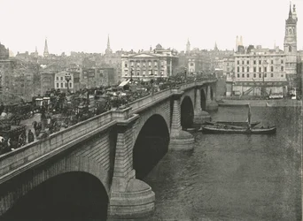 London Bridge nach Norden blickend, 1895