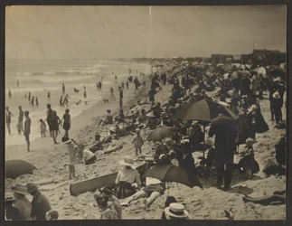 [Strandszene]