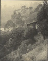 Häuser am Berghang