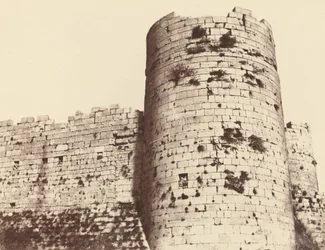 Kalaat-El-Hosn, Zweiter Ring, Außen, Eckturm, Südwest