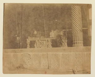Teheran, Thron aus Indien von Nadir Shah [Golestan, Marmorthron]