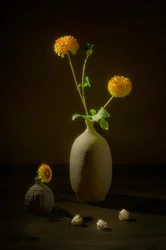 Stimmungsvolles Blumenstillleben