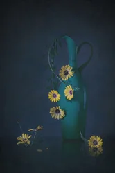 Stimmungsvolles Blumen-Stillleben