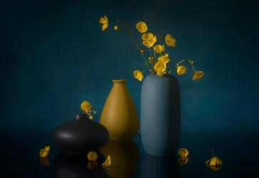 Gelbe Blumen Stillleben