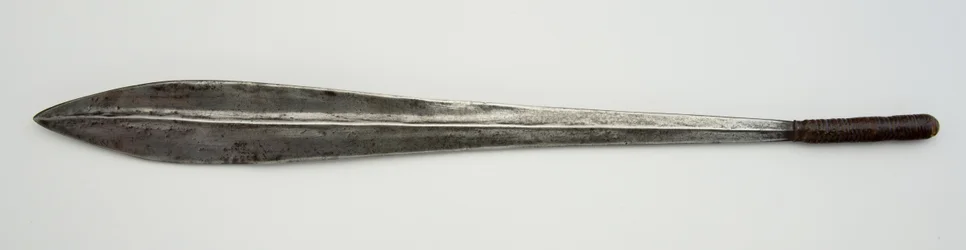 Ol alem, Schwert