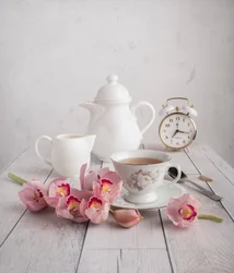 Rosa Orchideen Teezeit
