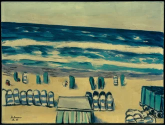 Blaues Meer mit Strandkörben