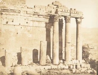 Westliche Kolonnade des Tempels des Jupiter in Baalbek Heliopolis