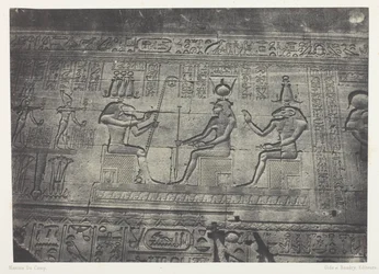 Großer Tempel von Dendérah (Teutyres), Skulpturen der hinteren Fassade; Oberägypten, Tafel 19 aus dem Album "Ägypten, Nubien, Palästina und Syrien" (1852)