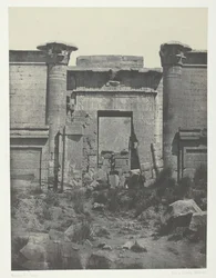 Médinet-Habou, Propyläen des Thoutmoseum, Theben, 1849-51, gedruckt 1852