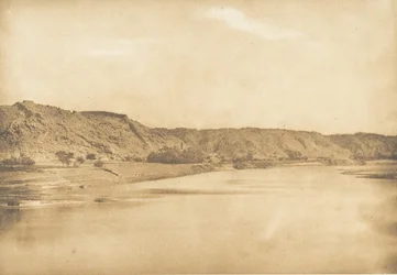 Vue prise au Sud-Est de Philae - Village d