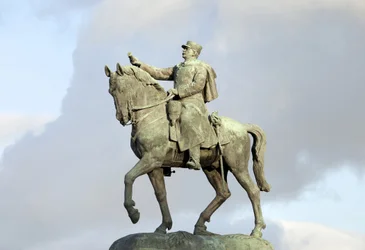 Reiterstatue von Joseph Joffre (1852-1931), Marschall von Frankreich, französischer Kommandant in der Schlacht an der Marne im Ersten Weltkrieg, Bronzeskulptur von Maxime Real del Sarte (1888-1954)