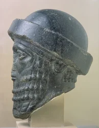 Königlicher Kopf, bekannt als Kopf des Hammurabi, Susa, Iran, frühes 2. Jahrtausend, ca. 1750 v. Chr.