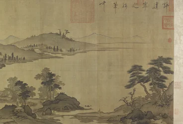 Herbstfluss im Regen und Wolken