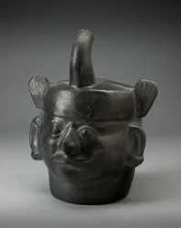 Porträtgefäß in Form eines Herrschers mit einem Katzenkopfschmuck