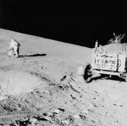Astronaut David Scott am Hang des Hadley Delta während Apollo 15, 1971