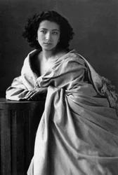 Die französische Schauspielerin Sarah Bernhardt (1844-1923)