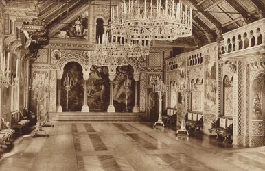 Bayerisches Königsschloss Neuschwanstein, der Sängersaal