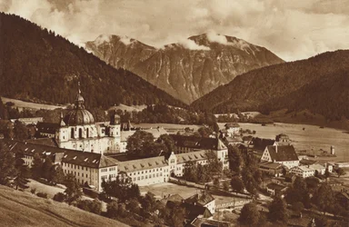 Ettal und sein Kloster, Richtung Estergebirge