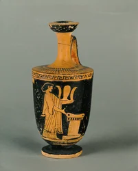 Frau an einem Altar. Kleine, rotfigurige Lekythos