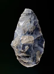 Handaxt, aus St. Acheul, Somme, Amiens, Frankreich, Paläolithikum, ca. 200.000 v. Chr.