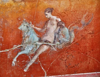 Oplontis, bei Neapel, Italien: Wandmalereien in der Villa Poppaea - Detail eines römischen Freskos, mythologische Szene der Entführung Europas - Römische Kunst