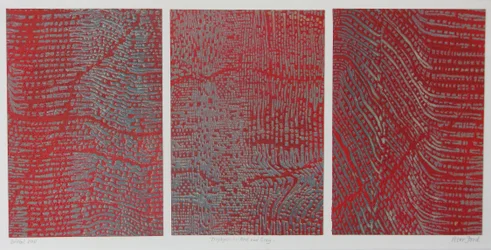 Triptychon in Rot und Grau