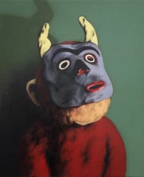 Affe mit Kuhmaske