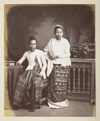 Porträt eines burmesischen Mannes und seiner Frau, Fotograf: Klier, Philip Adolphe Gladstone Sammlung
