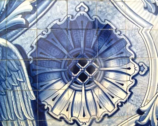 Detail eines dekorativen Paneels, das die Verkündigung darstellt, Lamego, Portugal. 1738