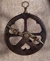Messinstrument: Portugiesisches nautisches Astrolabium aus dem 16. Jahrhundert
