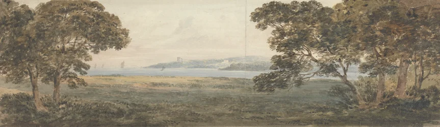 Bewaldete Landschaft mit Blick auf ein Ästuar
