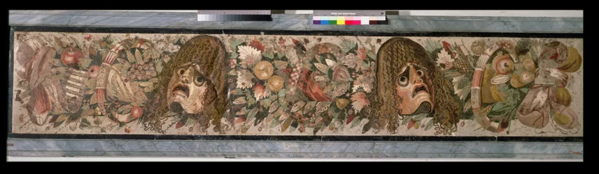 Dekoratives Paneel mit Theatermasken, aus dem Haus des Fauns in Pompeji (Mosaik)