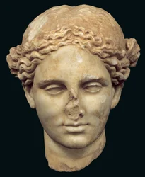 Kopf des Apollo Sauroktonos (des Eidechsentöters), Kopie einer griechischen Bronze des Praxiteles aus dem 4. Jahrhundert, gefunden in Kifissia