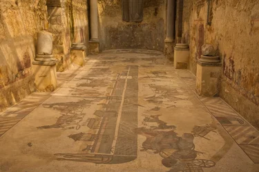 Zwei Apsidenraum, Bodenmosaik, Villa Romana del Casale, Piazza Armerina, Sizilien, Italien (Foto)