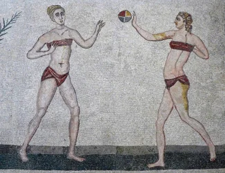 Junge Frauen im Bikini, Villa Romana del Casale, Sizilien, 315-350 n. Chr. (Mosaik)