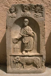Stele, Hochimperiale Periode (27 v. Chr.-395 n. Chr.)