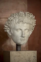 Kopf des Kaisers Augustus (63 v. Chr. - 14 n. Chr.) Marmor