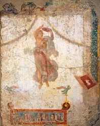 Malerei des vierten pompejanischen Stils, die eine fliegende Mänade mit Tamburin darstellt